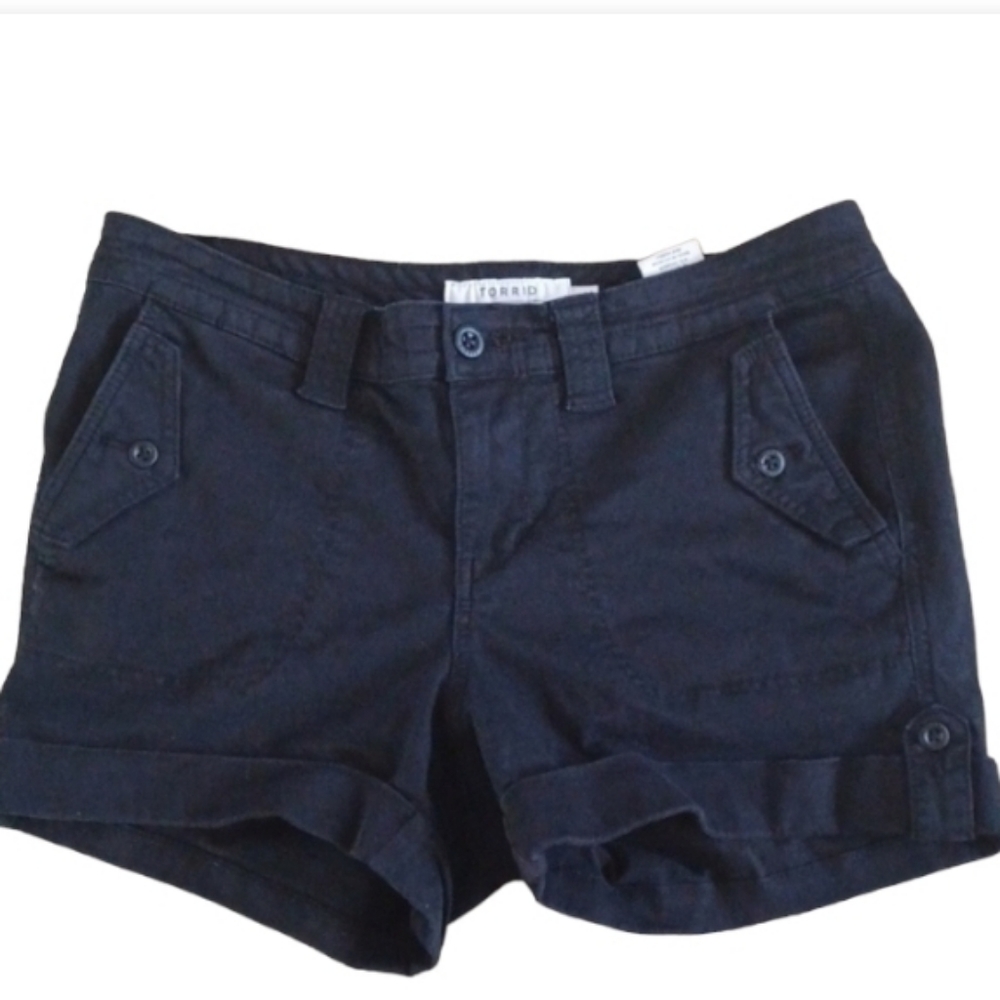 Torrid 10 Womens Black Short First at Fit
